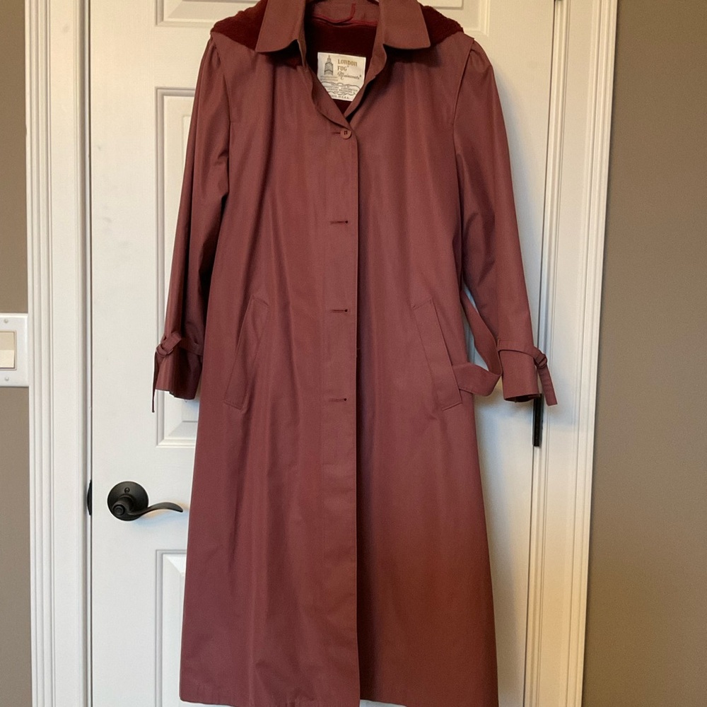 London Fog Women's Mauve Trench Coat Warm Removable Lining and Hood Size 12P